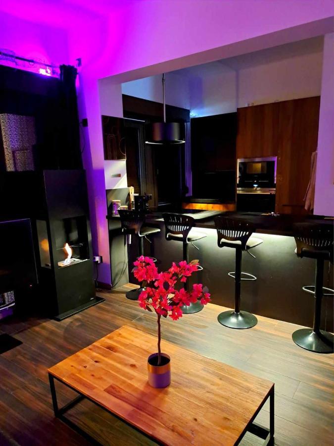 Petite Chambre Dans Une Jolie Colocation Liege Luaran gambar